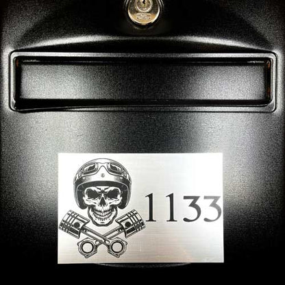 Plaque de Rue ou Maison Tête de Mort  100x150mm / 150x200mm